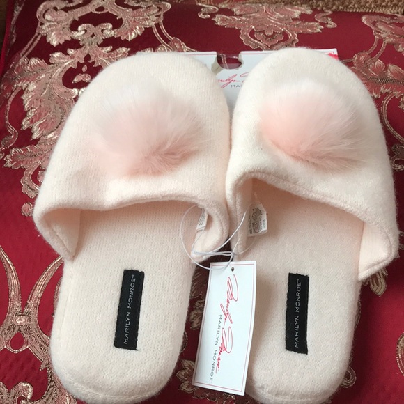 marilyn monroe slippers
